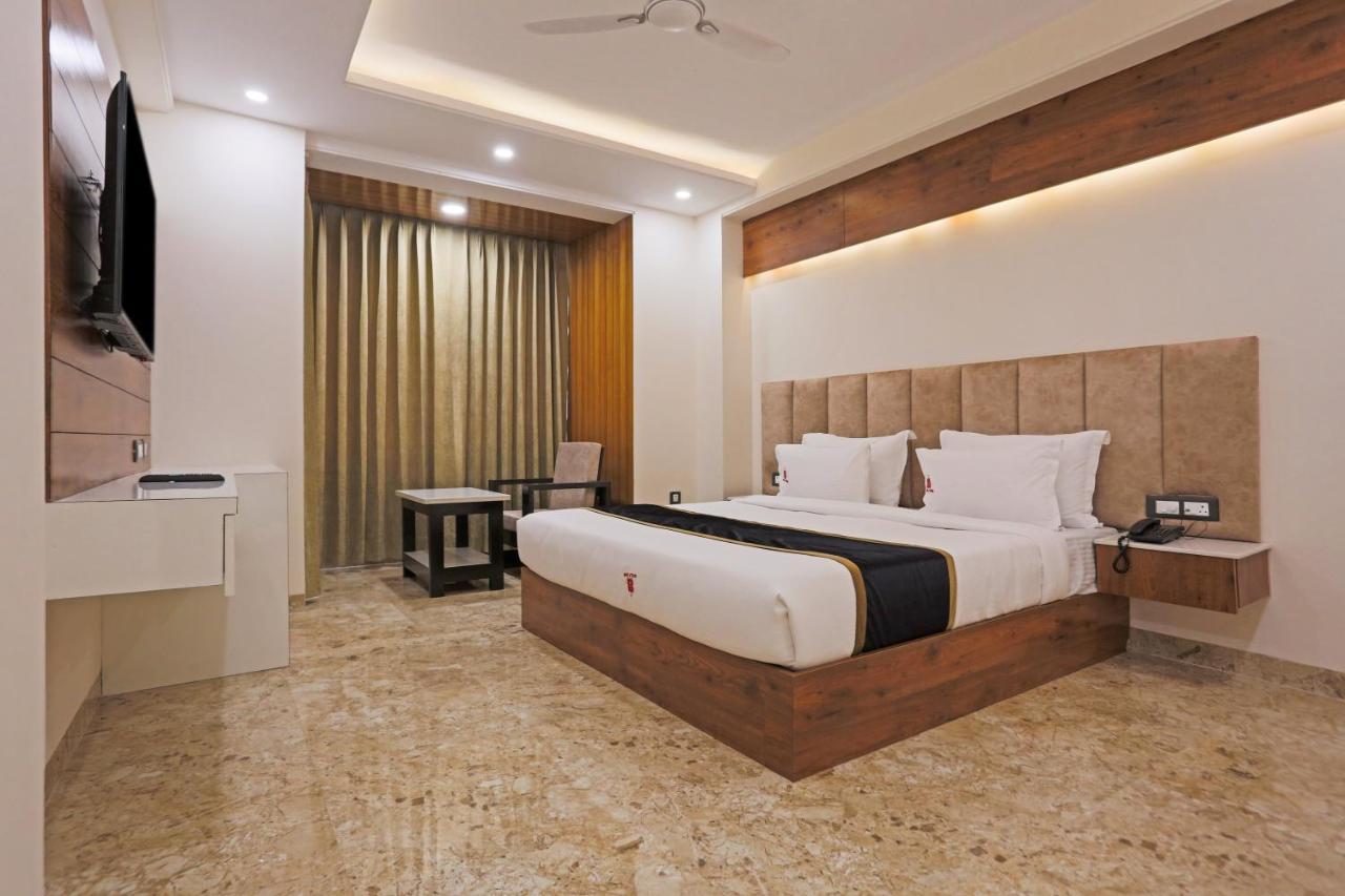 Hotel Deluxe Stay Inn - Near Delhi Airport New Delhi Exterior photo