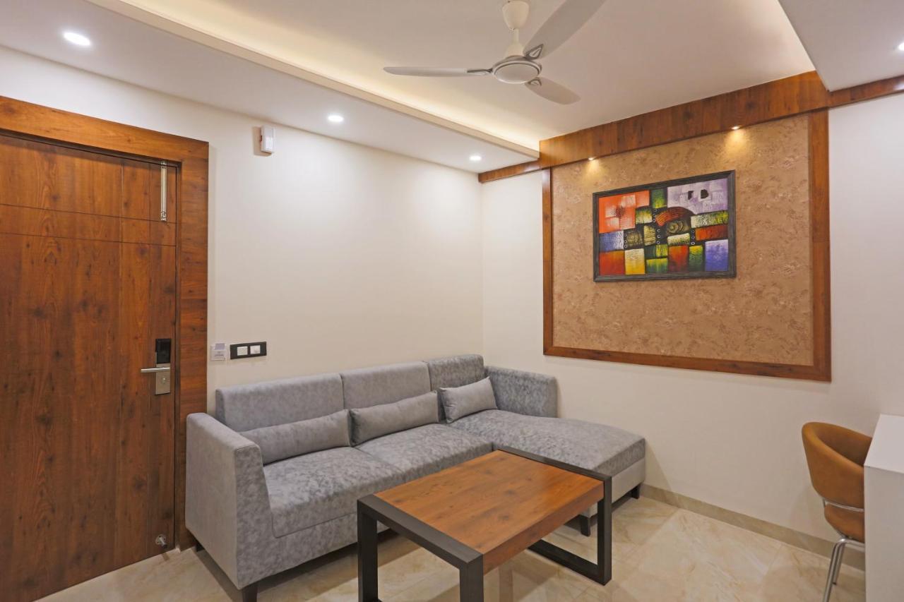 Hotel Deluxe Stay Inn - Near Delhi Airport New Delhi Exterior photo