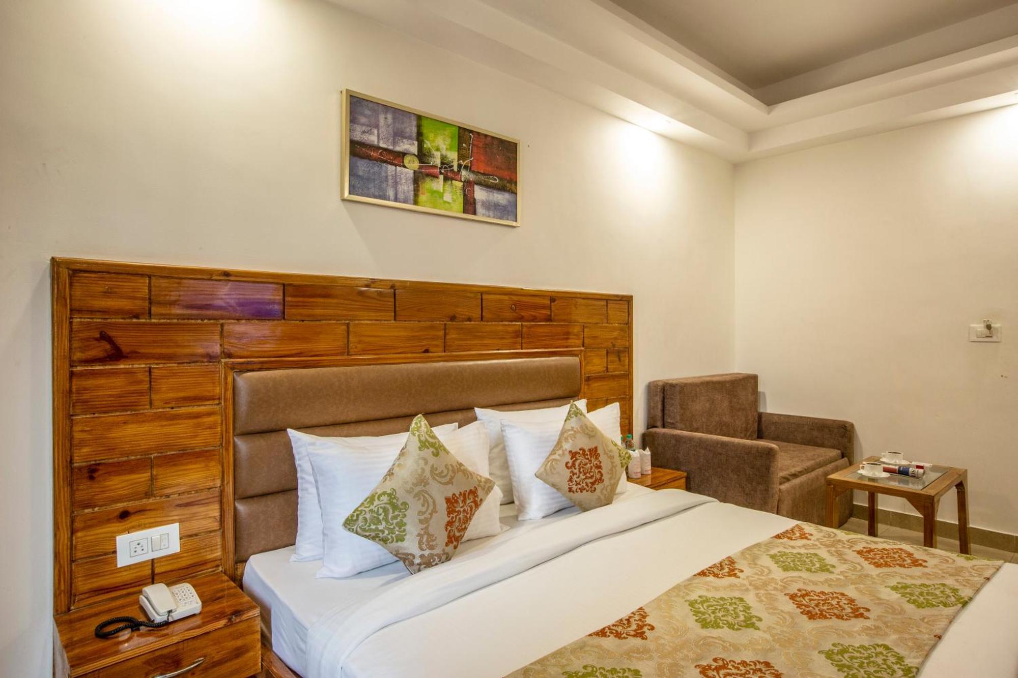 Hotel Deluxe Stay Inn - Near Delhi Airport New Delhi Exterior photo